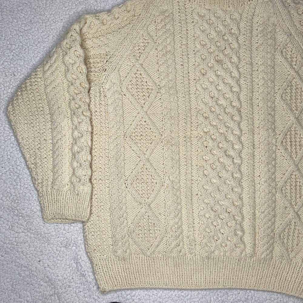 Vintage Killarney Aran Handknit Cable Knit Fisherman Sweater: Size Medium - Picture 7 of 10